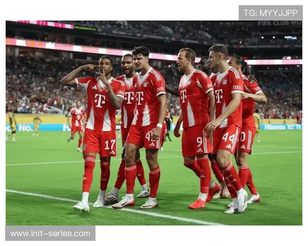 德甲争冠白热化:拜仁领跑,多特蒙德、莱比锡红牛等队紧追不舍 德甲争冠白热化:拜仁领跑,多特蒙德、莱比锡红牛等队紧追不舍